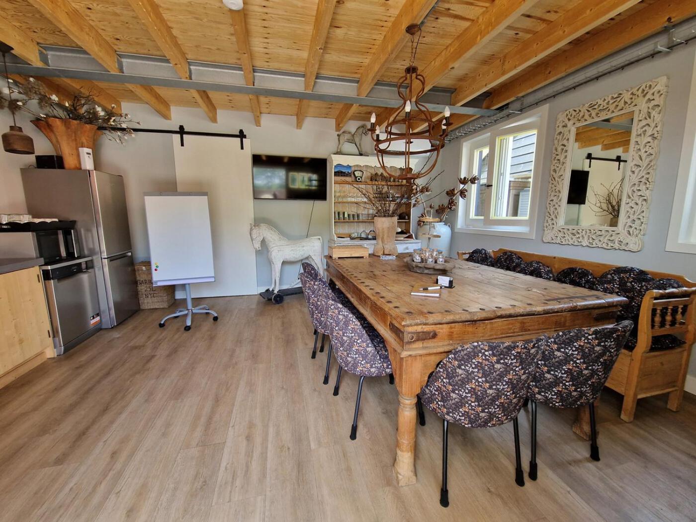 Bed & Breakfast Hoeve Happiness - Ontbijt Inbegrepen - Wellness Aanwezig Voorthuizen Exterior photo