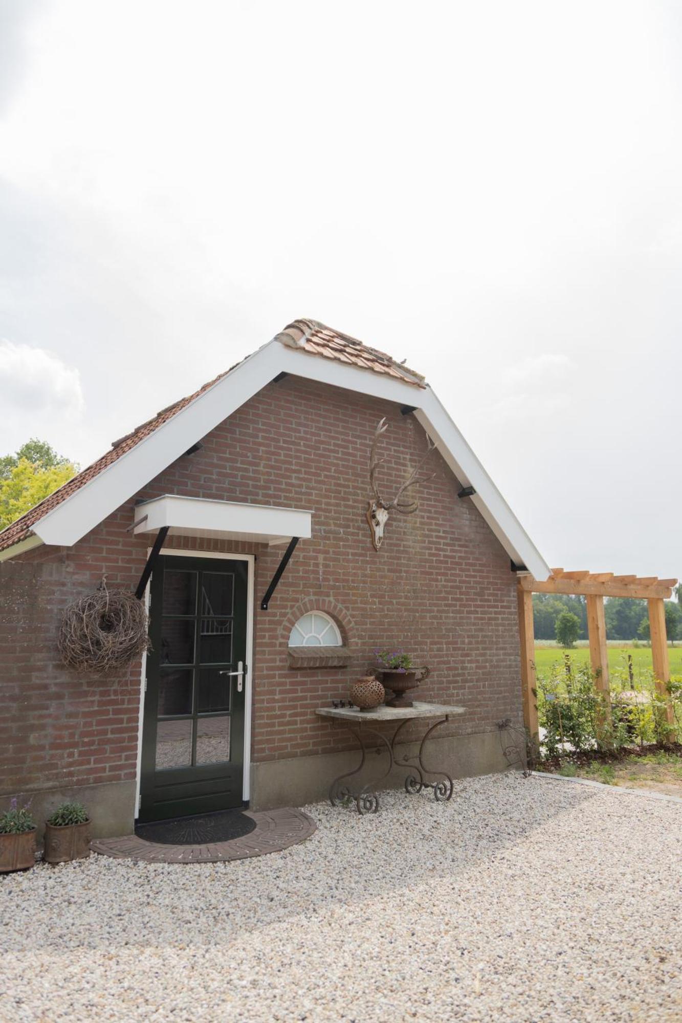 Bed & Breakfast Hoeve Happiness - Ontbijt Inbegrepen - Wellness Aanwezig Voorthuizen Exterior photo